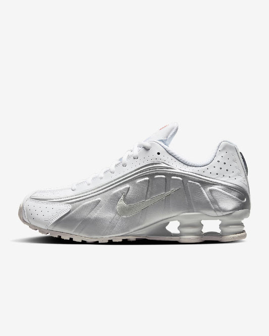 Nike Shox R4