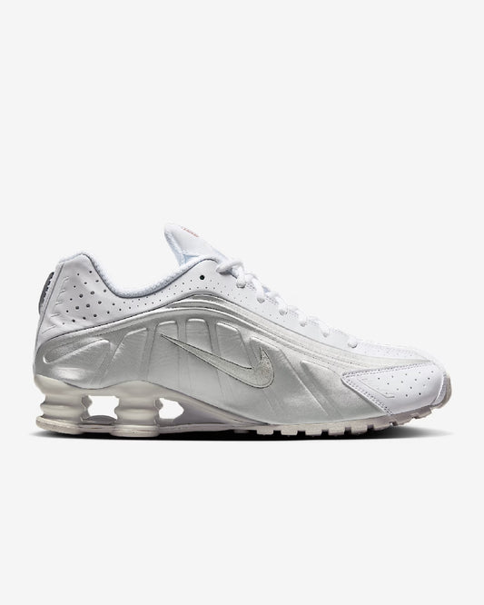 Nike Shox R4
